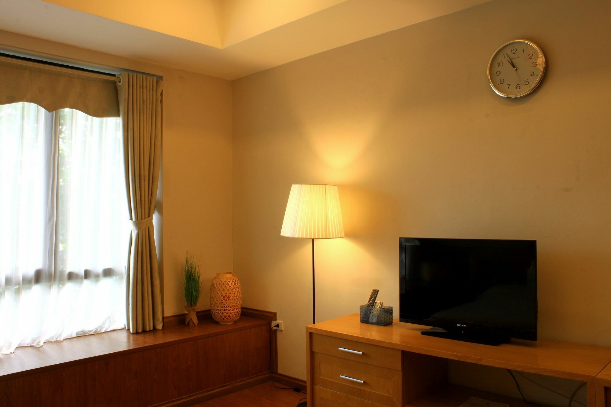 Lake House Studio Hanoi Bagian luar foto