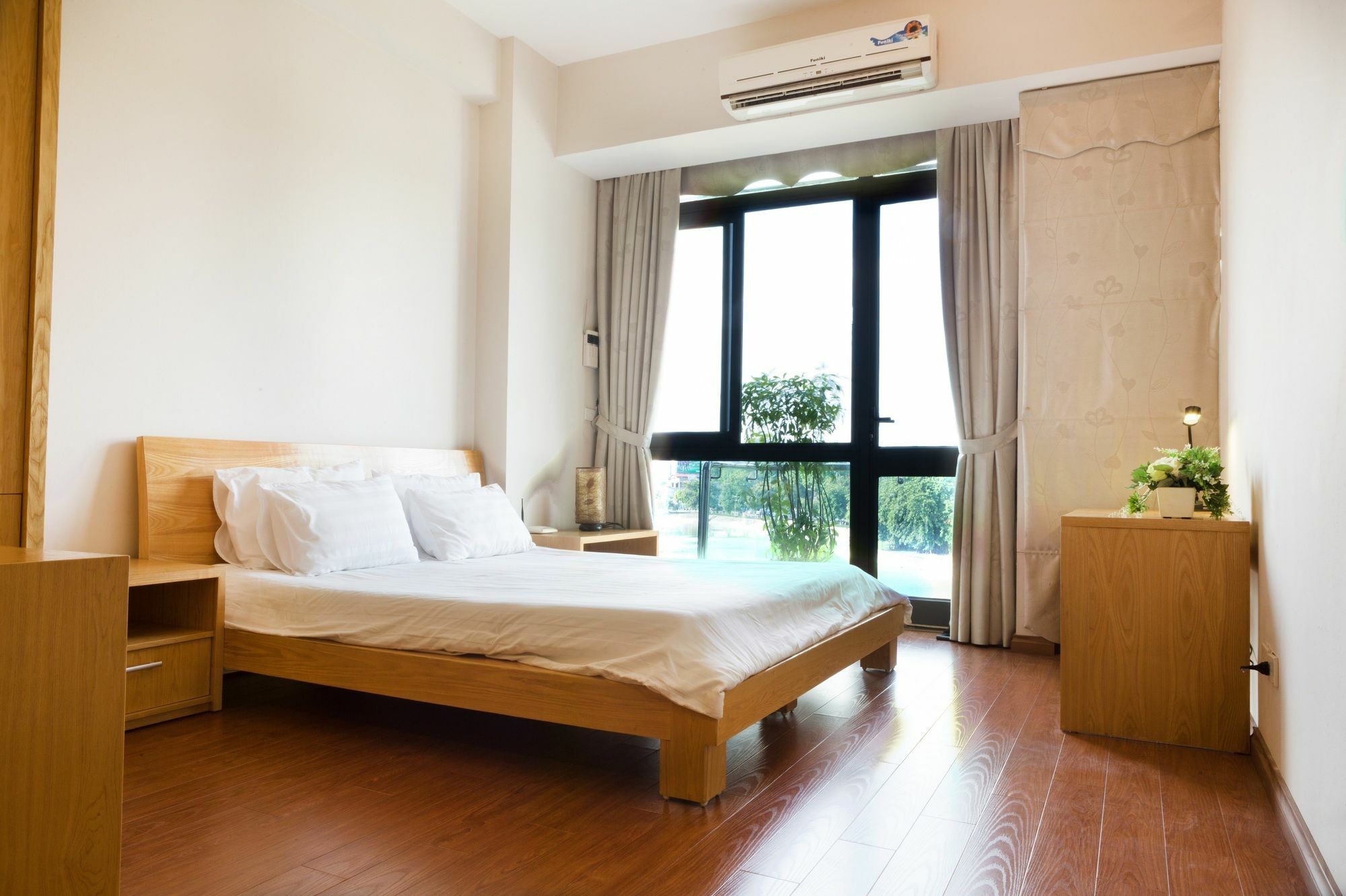 Lake House Studio Hanoi Bagian luar foto
