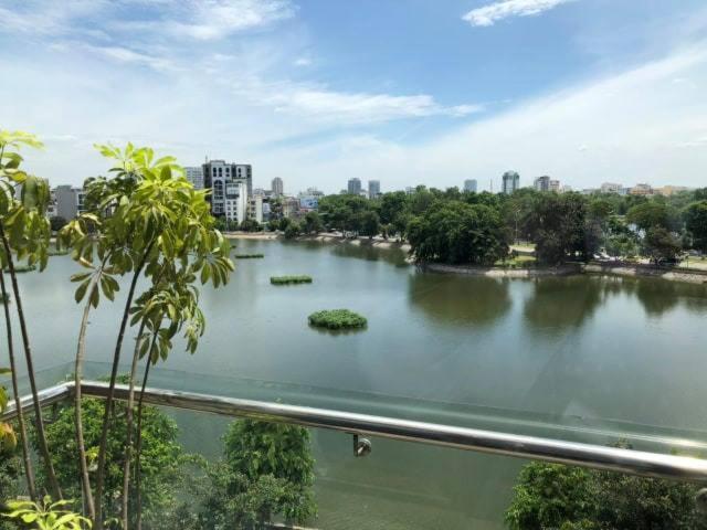 Lake House Studio Hanoi Bagian luar foto
